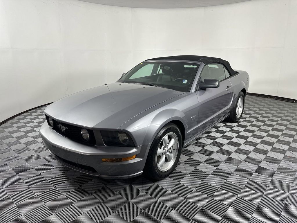 2007 Ford Mustang GT Deluxe 3