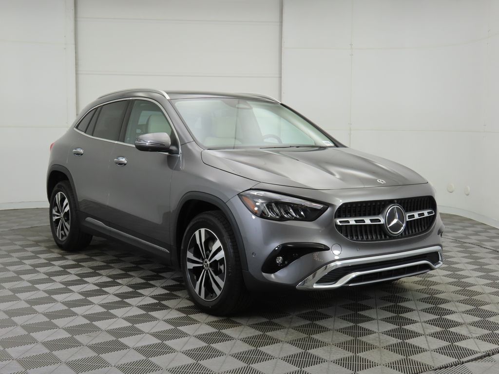 Thumbnail: 2026 Mercedes-Benz GLA - 3