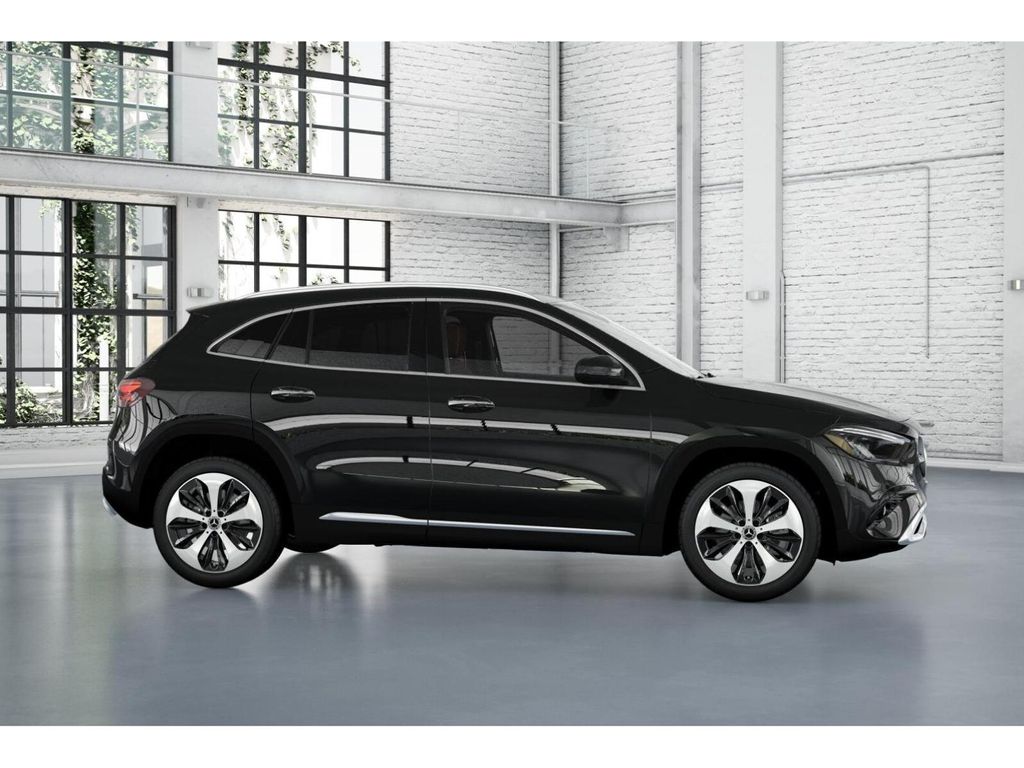 2025 Mercedes-Benz GLA 250 4MATIC 15