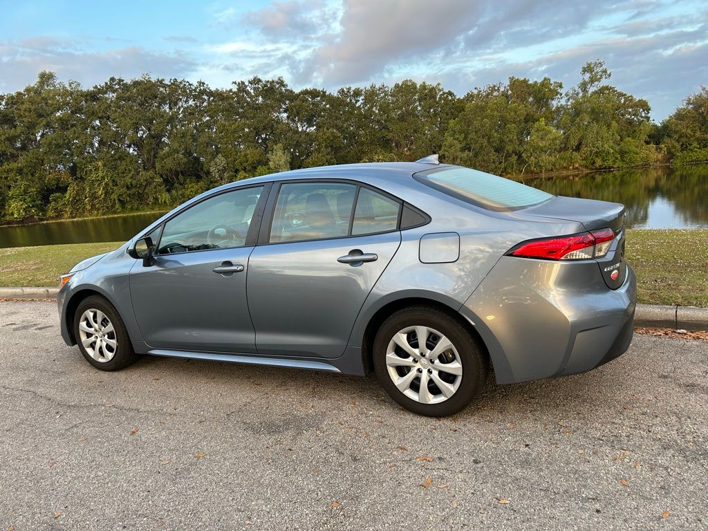 Thumbnail: 2024 Toyota Corolla - 3