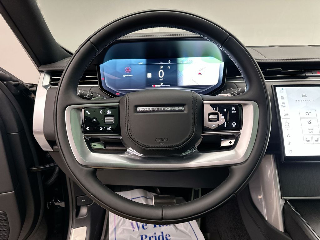 Thumbnail: 2025 Land Rover Range Rover - 12