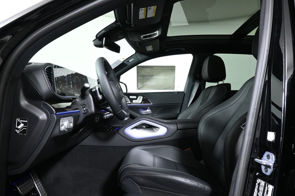 Thumbnail: 2026 Mercedes-Benz GLE - 3