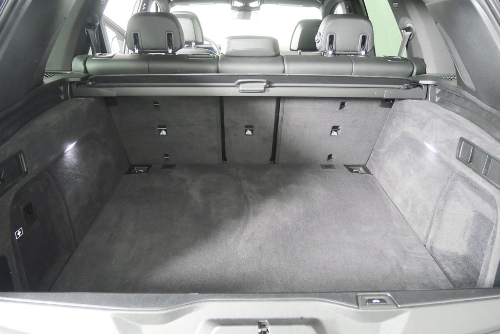 Thumbnail: 2025 BMW X5 - 16