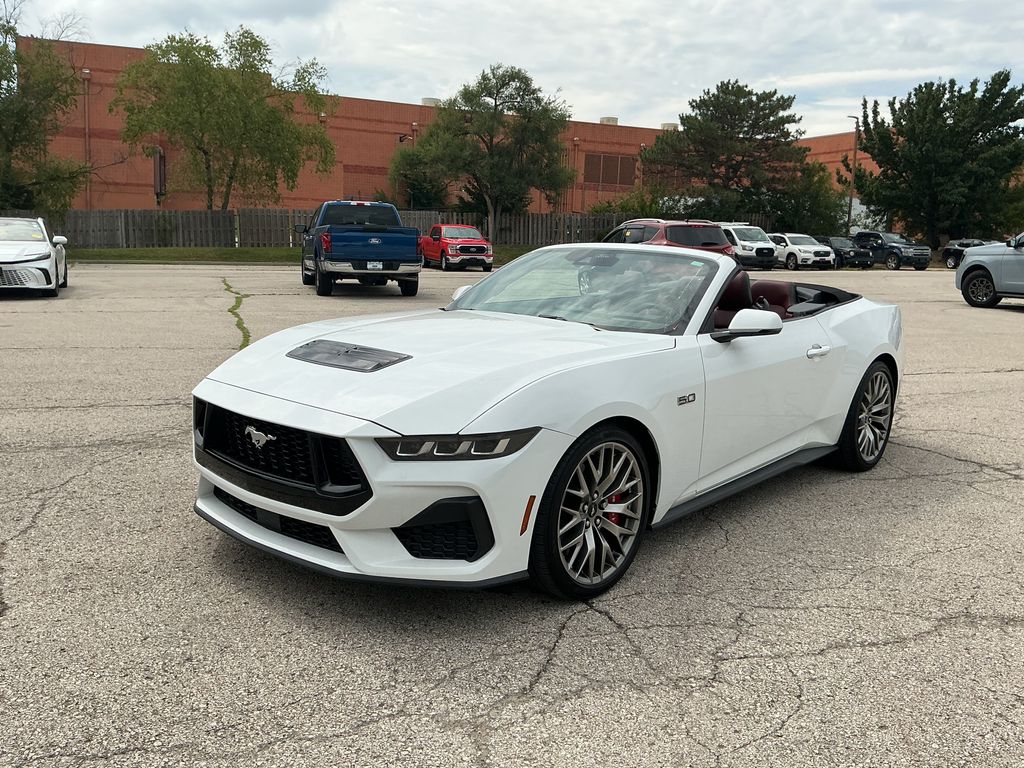 Oxford White 2024 Ford Mustang Convertible Rear-Wheel Drive Automatic