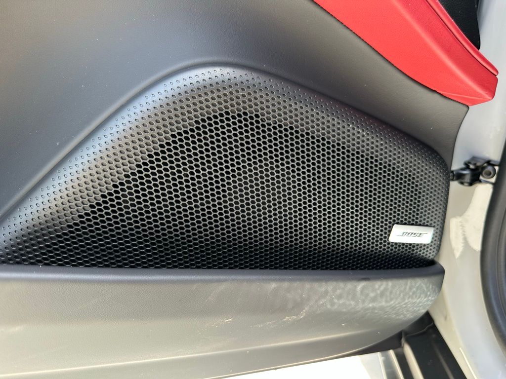 2025 Porsche Panamera 4 16