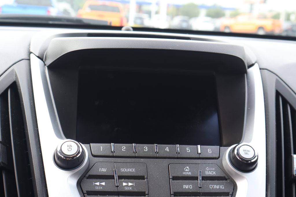 Thumbnail: 2014 Chevrolet Equinox - 18