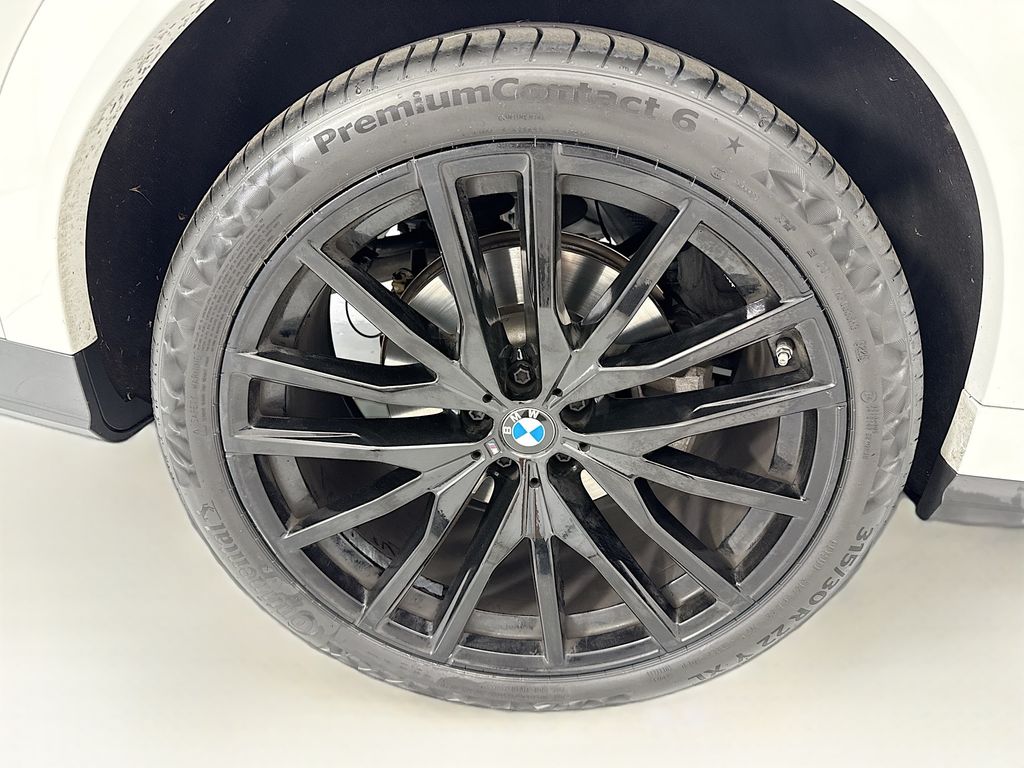 Thumbnail: 2023 BMW X6 - 32