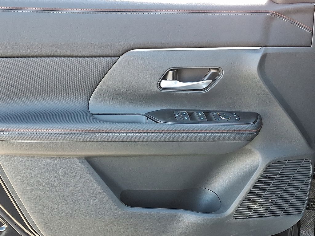 2026 Nissan Kicks — photo 8