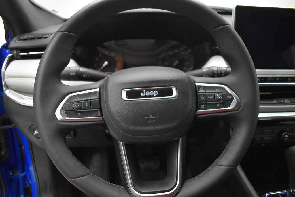 Thumbnail: 2024 Jeep Compass - 17