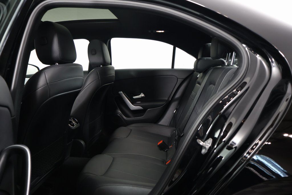 2019 Mercedes-Benz A-Class A 220 4MATIC 11