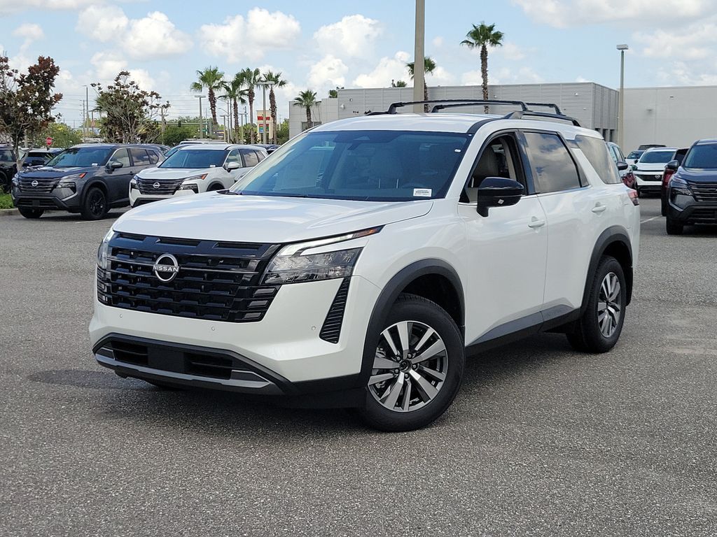 White Pearl 2026 Nissan Pathfinder SUV / Crossover Front-Wheel Drive 9-Speed Automatic