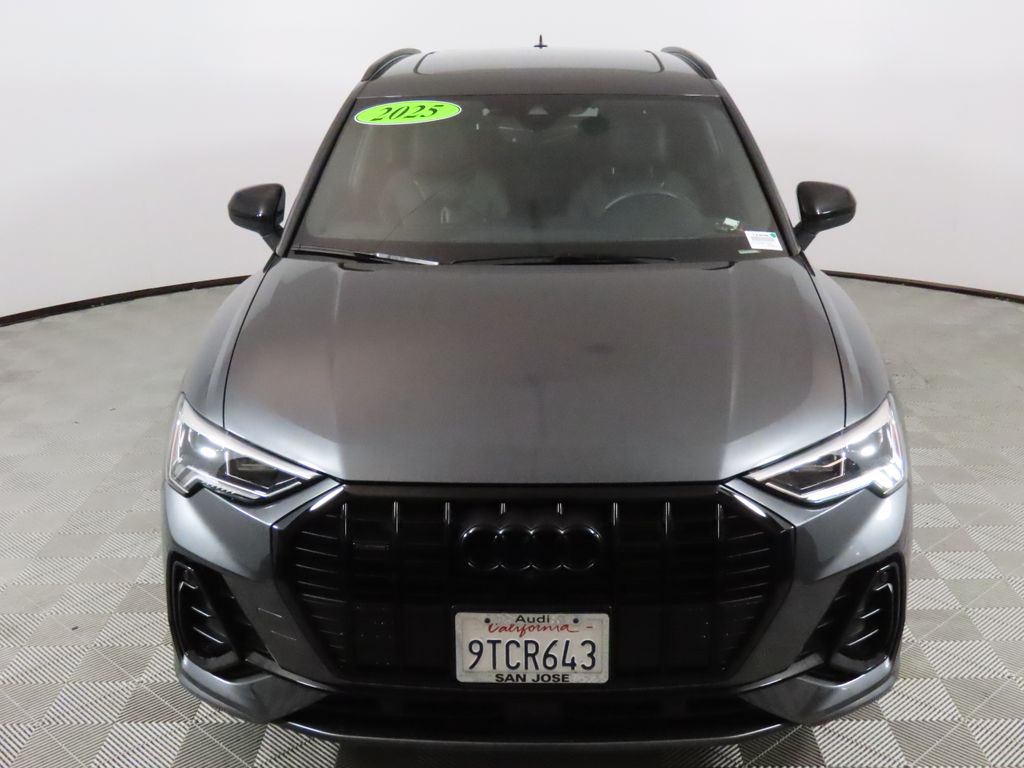 Thumbnail: 2025 Audi Q3 - 8