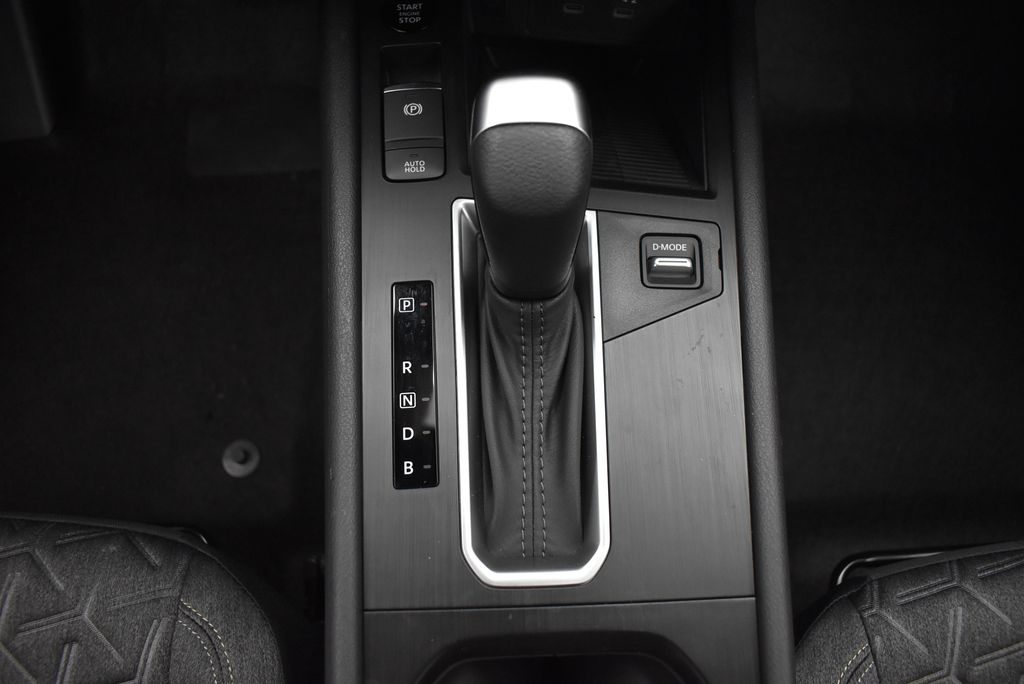 Thumbnail: 2026 Nissan Kicks - 26