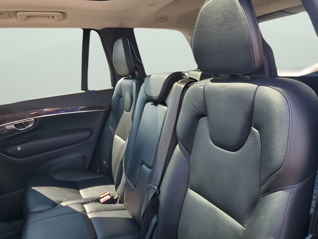 Used Car 2017 Volvo Xc90  T5 Momentum For Sale Under $20,000 In Austin, Texas