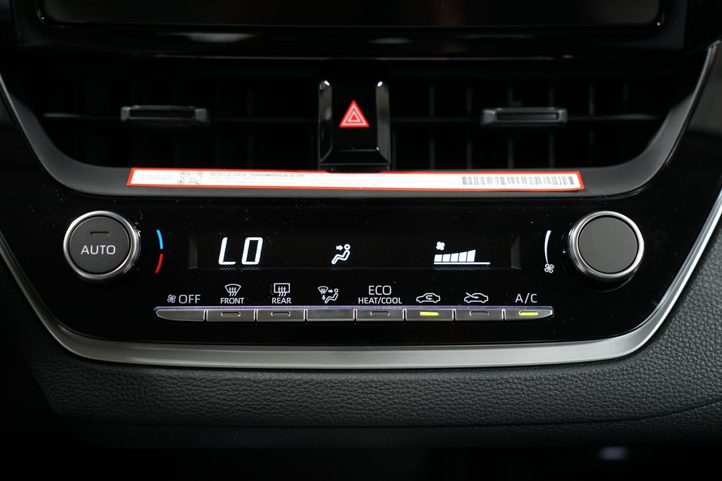 2025 Toyota Corolla LE 20