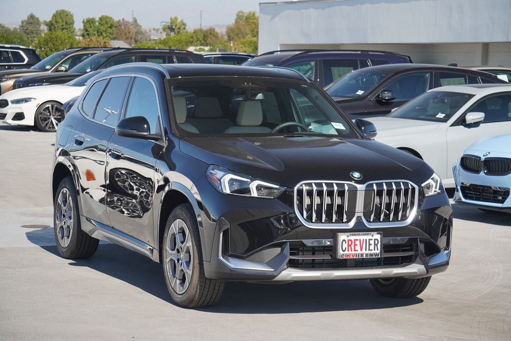 2025 BMW X1 xDrive28i 3