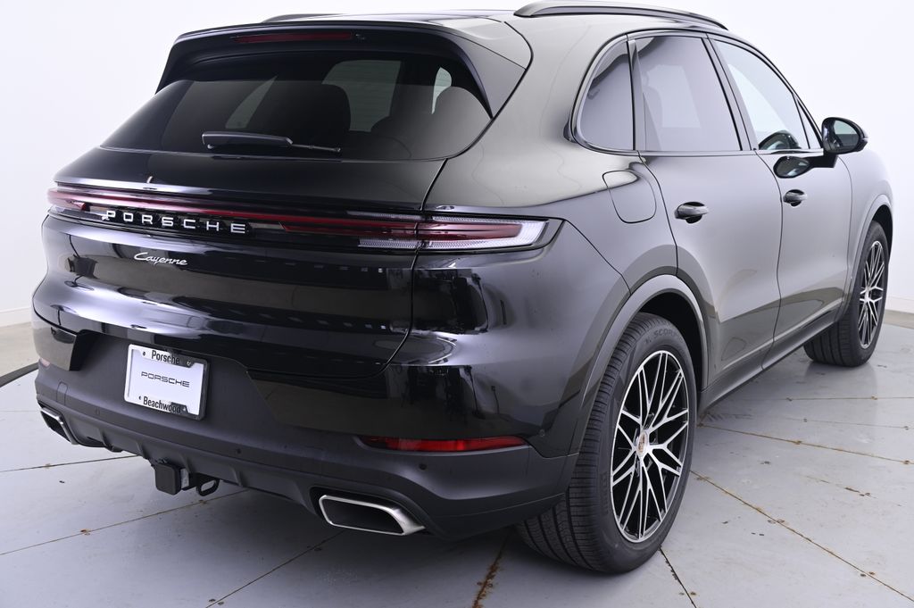 Thumbnail: 2025 Porsche Cayenne - 7