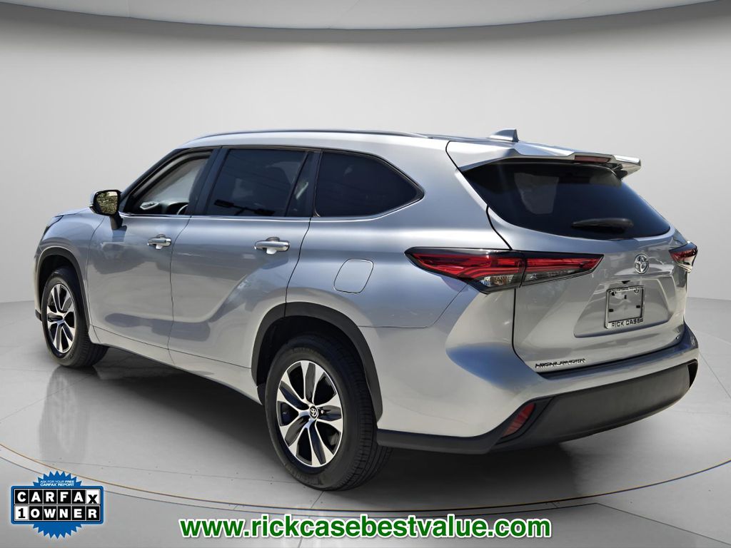 2023 Toyota Highlander - $34,990