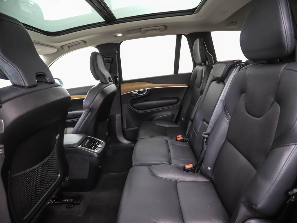 Thumbnail: 2023 Volvo XC90 - 22