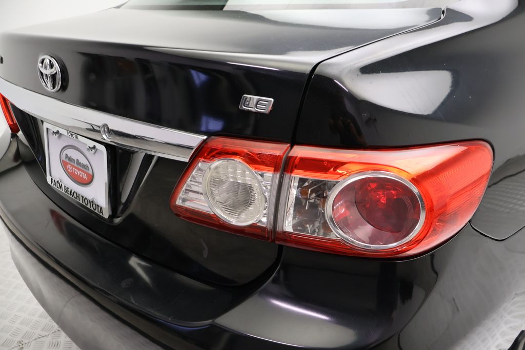 Thumbnail: 2012 Toyota Corolla - 9