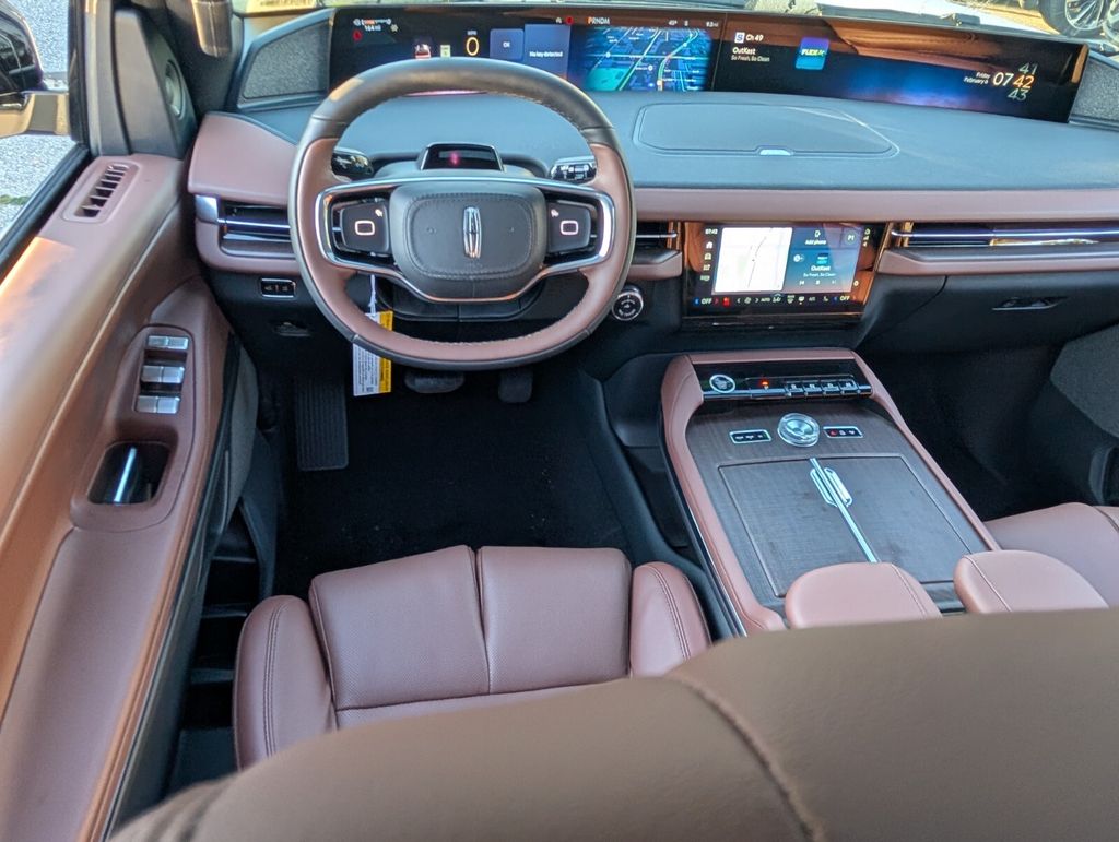 new 2026 Lincoln Navigator car, priced at $103,233
