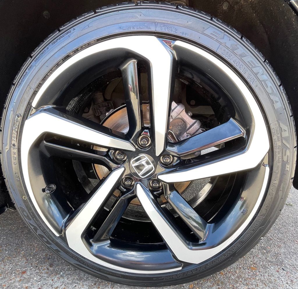 2020 Honda Accord Sport 2.0T Black at DeMontrond Auto Country
