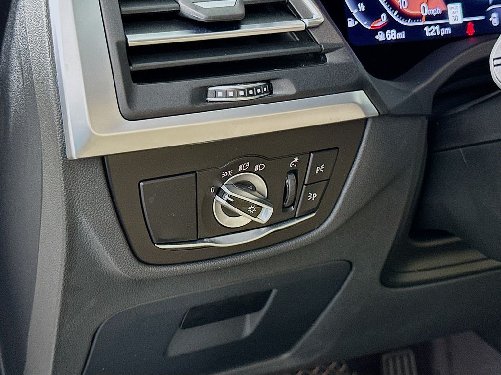 Thumbnail: 2023 BMW X3 - 10