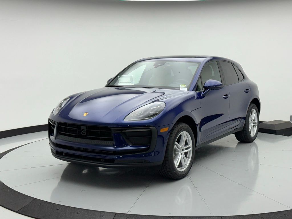 2024 Porsche Macan  -
                Chantilly, VA