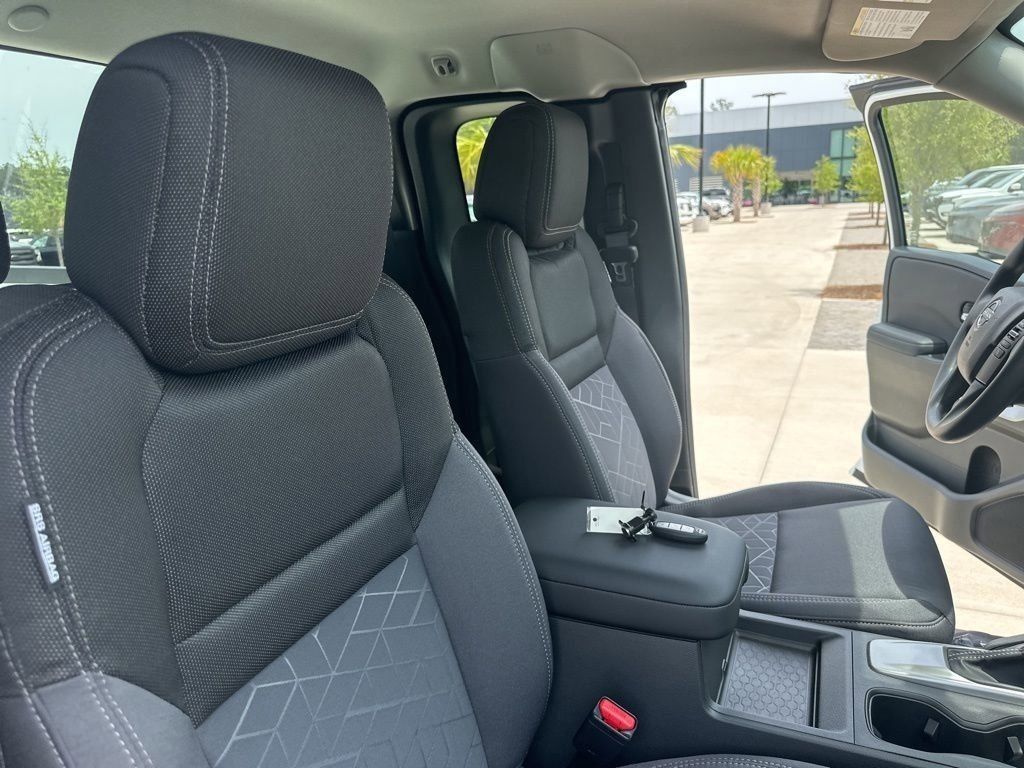 2025 Glacier White Nissan Frontier SV RWD Truck