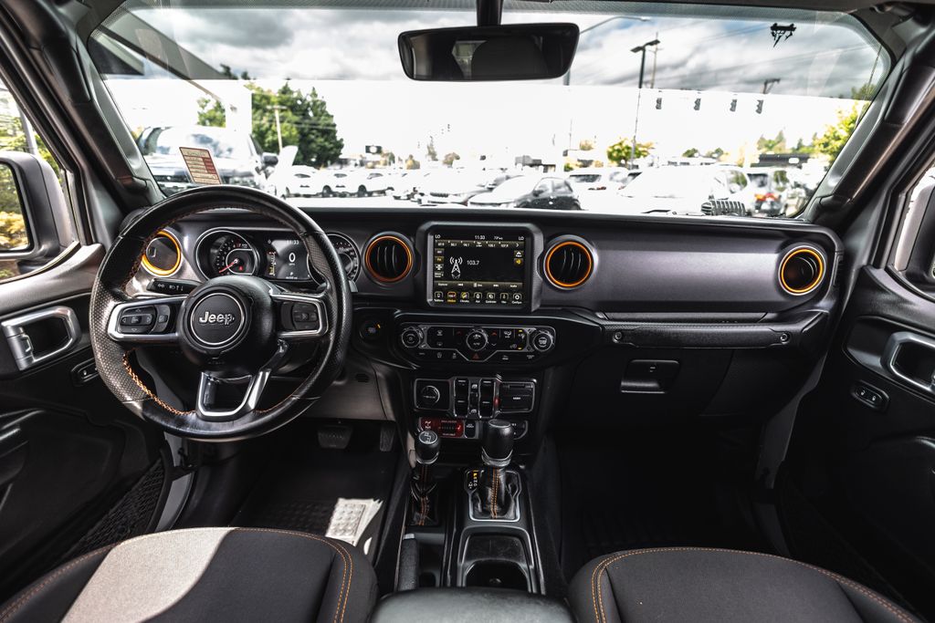 2022 Jeep Gladiator Mojave thumbnail 23
