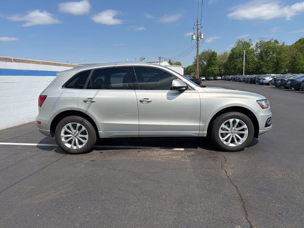 Thumbnail: 2015 Audi Q5 - 6
