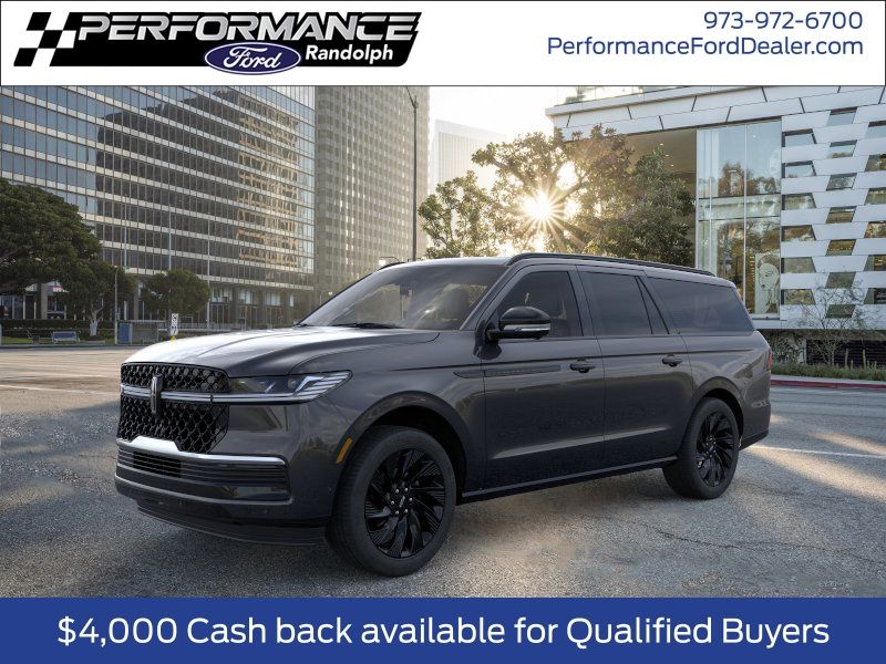 Starlight Gray Premium Colorant 2026 Lincoln Navigator SUV / Crossover Four-Wheel Drive Automatic