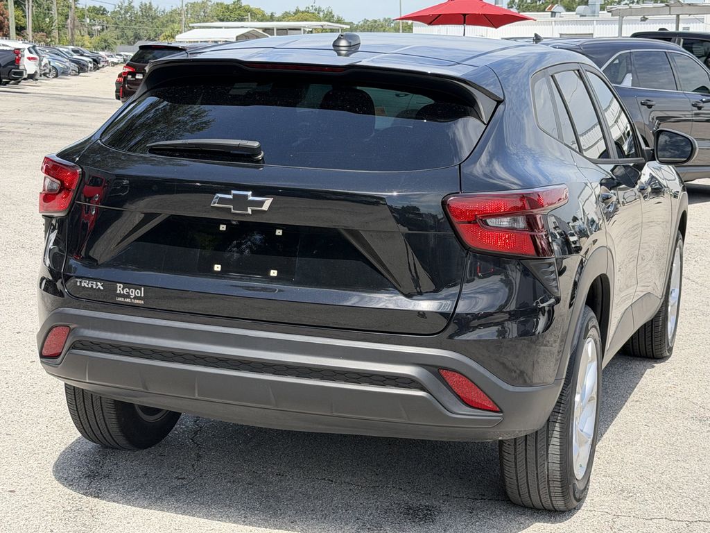 used 2024 Chevrolet Trax car, priced at $17,591