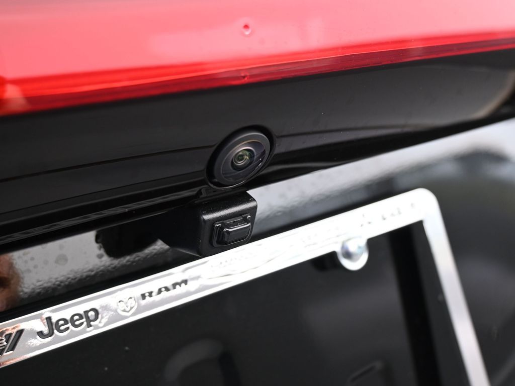 New 2026 Diamond Black Crystal Pearlcoat Chrysler Select image 35