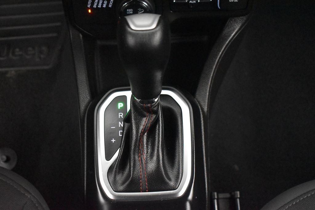 Thumbnail: 2023 Jeep Renegade - 27