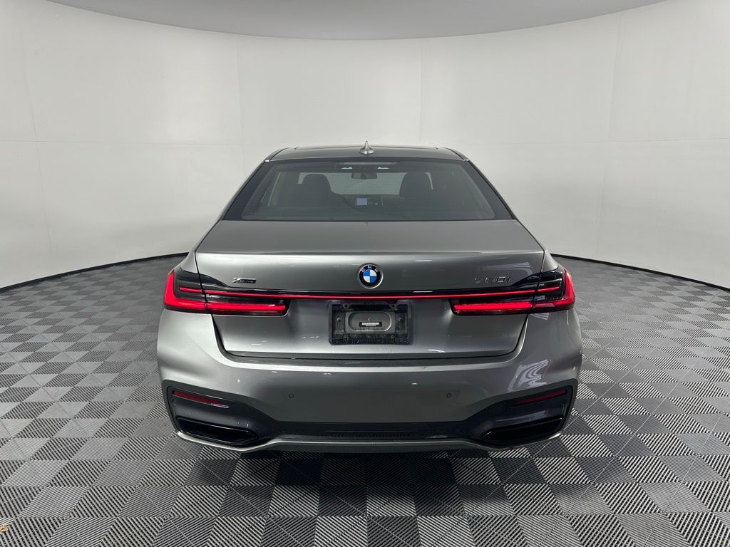 Thumbnail: 2022 BMW 7 Series - 6