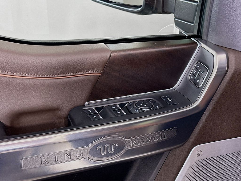 2024 Ford F-350 King Ranch 18