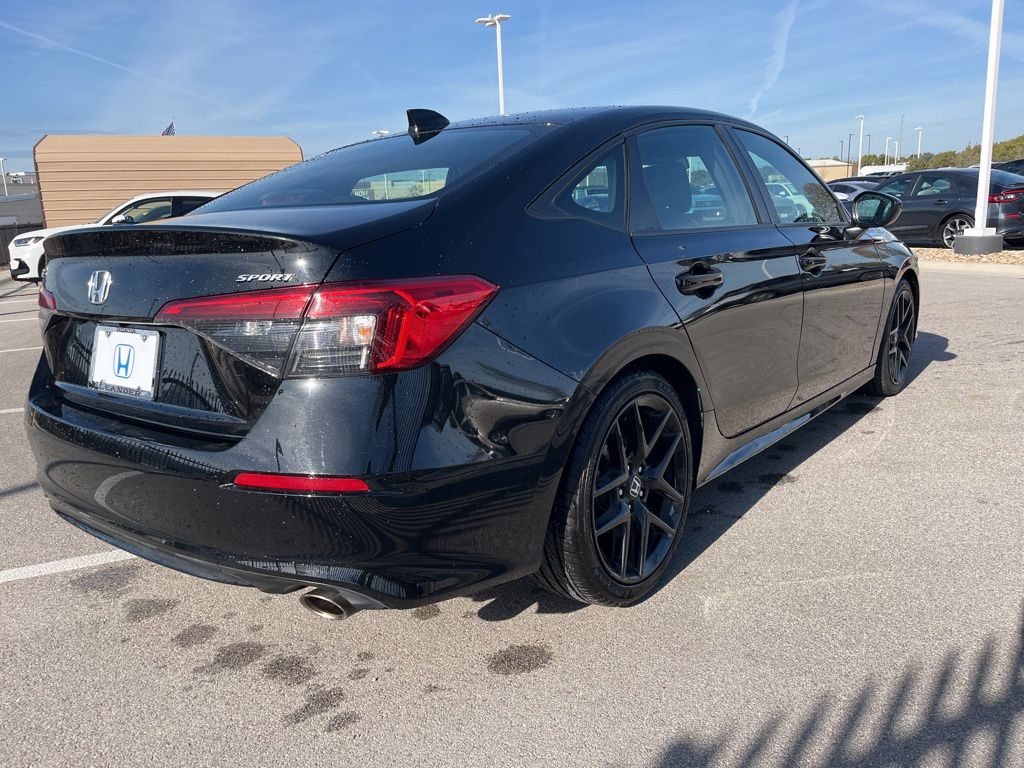 Thumbnail: 2024 Honda Civic - 4