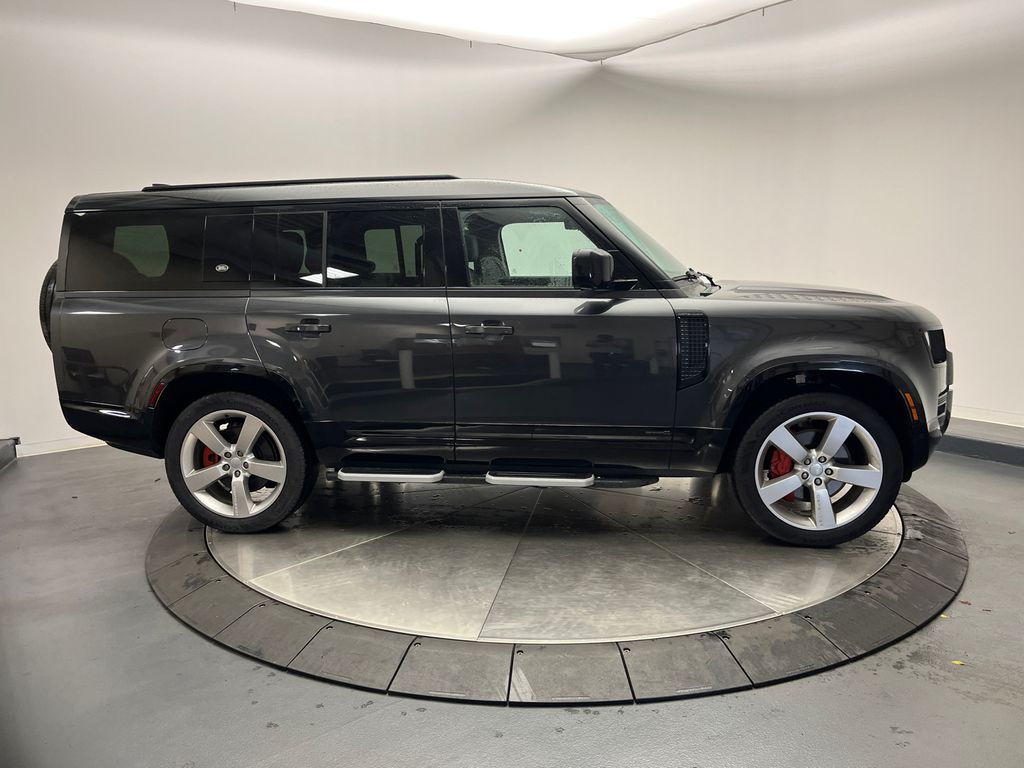 2023 Land Rover Defender 130 6