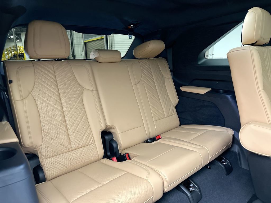 Thumbnail: 2025 Cadillac Escalade IQ - 20