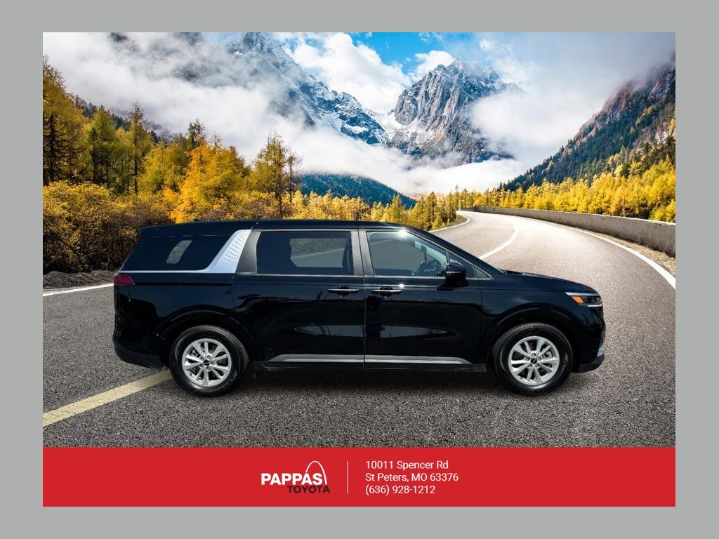 2024 Kia Carnival LX FWD