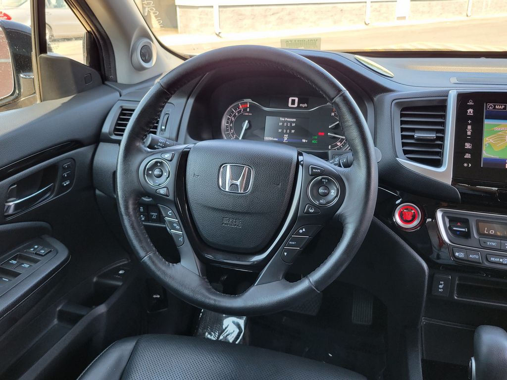 Thumbnail: 2019 Honda Ridgeline - 18