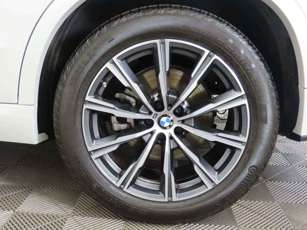 Thumbnail: 2023 BMW X5 - 32