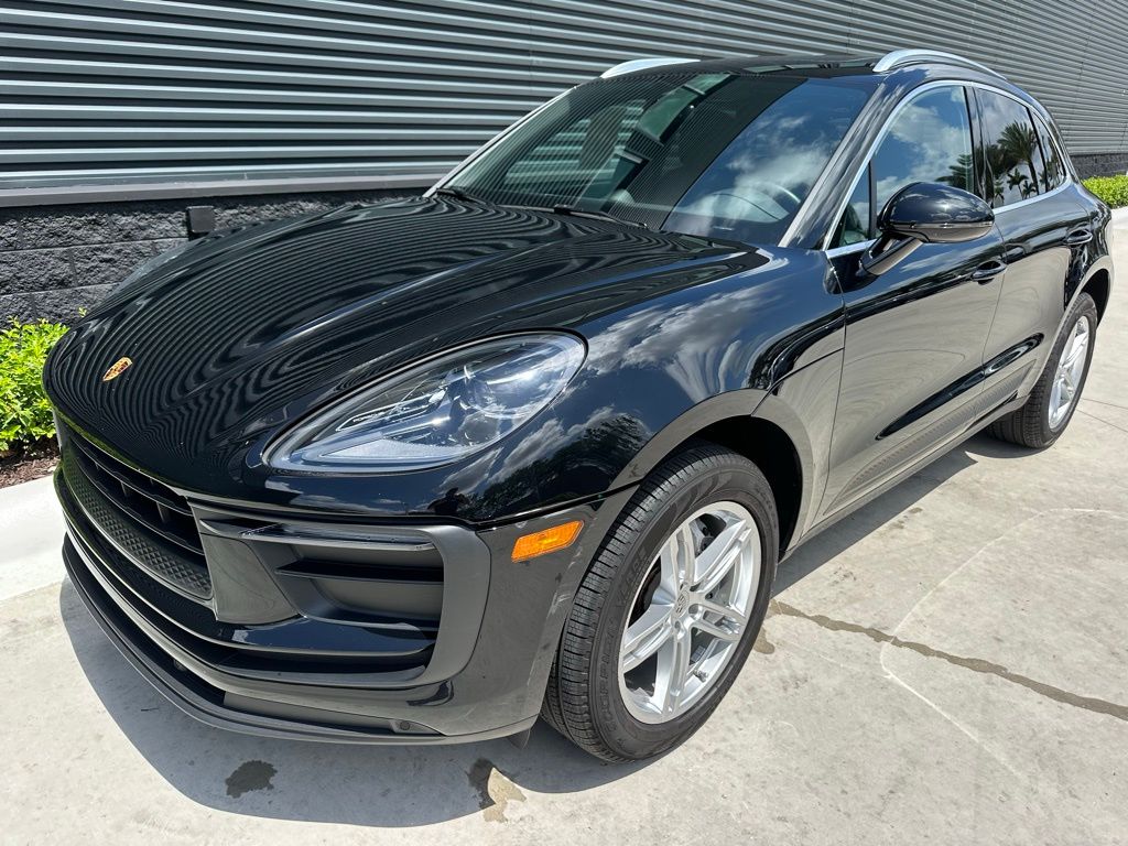 2022 Porsche Macan  6