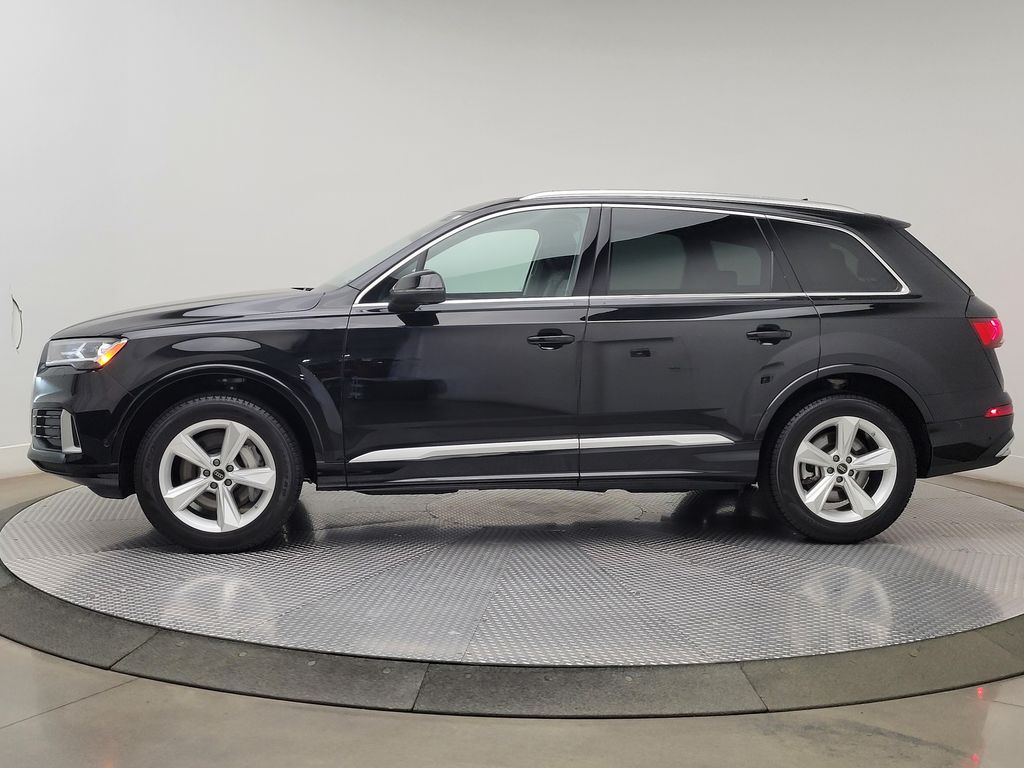 Thumbnail: 2023 Audi Q7 - 3