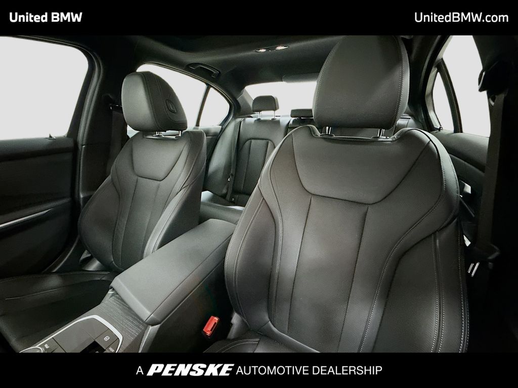 Thumbnail: 2025 BMW 3 Series - 5