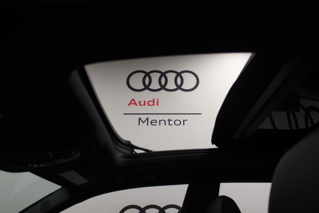 Thumbnail: 2026 Audi Q8 - 14