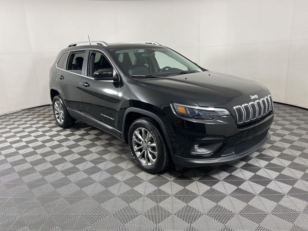 Thumbnail: 2019 Jeep Cherokee - 6