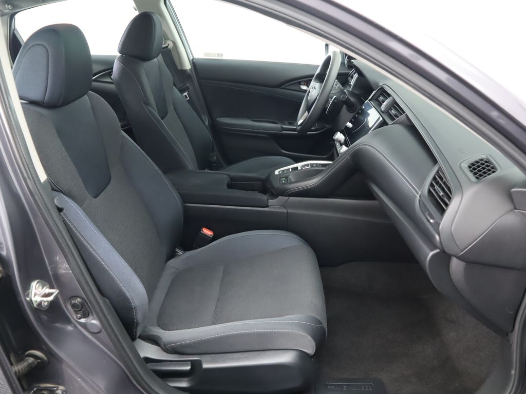 Thumbnail: 2019 Honda Insight - 20