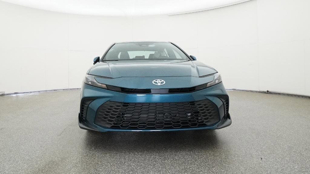 2025 Toyota Camry SE 23